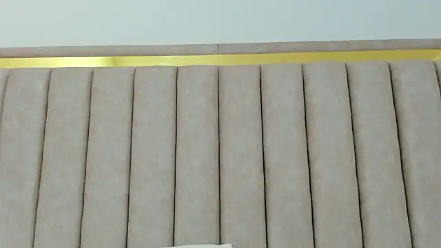 FreyaMoller online show from 03/25/26, 07:09