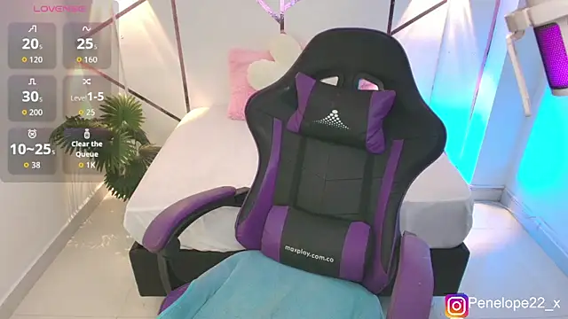 penelope22x  online show from 10/12/25, 02:43