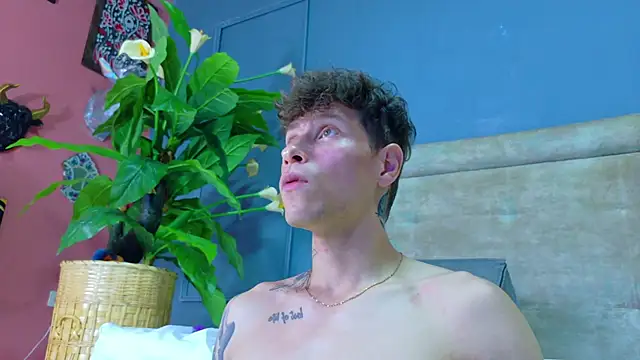 french sexx online show from 01/18/26, 01:48