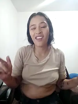 Hanha00 online show from 10/12/25, 01:15