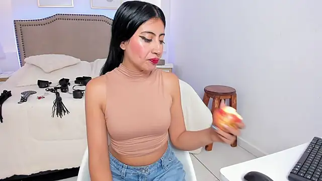 RACHEL EV online show from 04/21/26, 07:25