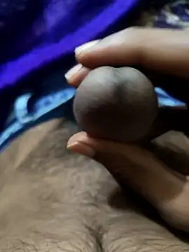 PAWARXX 0 online show from 12/04/25, 05:43