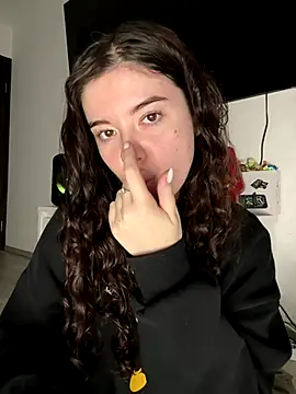 Kimi Ass online show from 11/25/25, 10:04