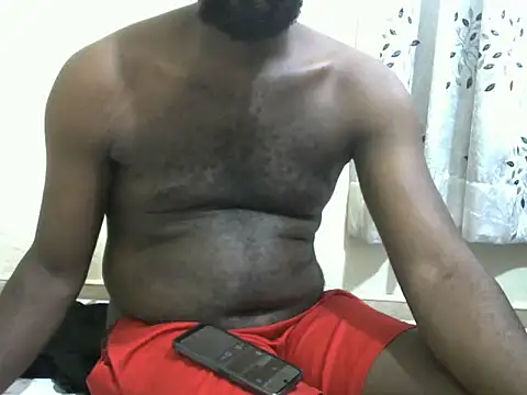 spicy-paul online show from 01/07/26, 04:37