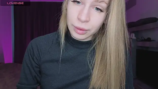 Elis Fox online show from 04/20/26, 11:02