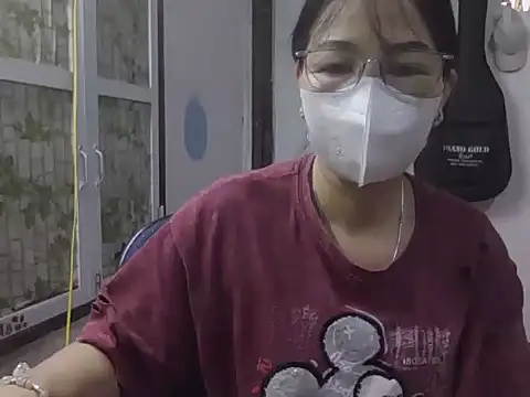 MaiHuong77 online show from 11/05/25, 12:21