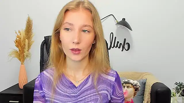 LolaWilsons online show from 01/17/25, 06:26