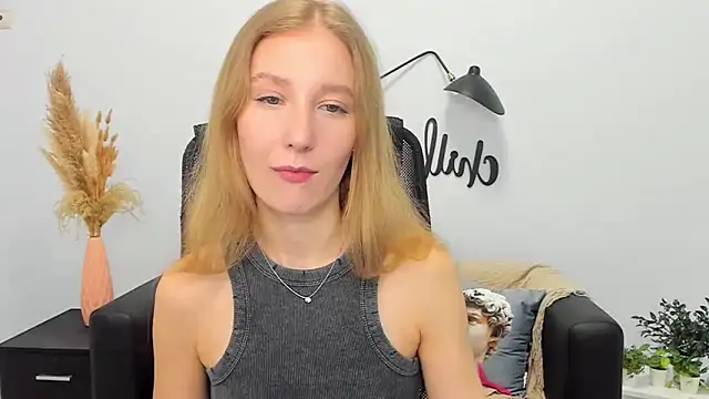 LolaWilsons online show from 03/10/25, 07:42