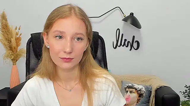 LolaWilsons online show from 03/14/25, 09:24