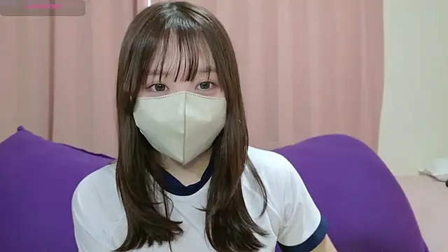 Snapshot of sara-a-jp chatting on 12/17/24, 05:18 sara-a-jp online show from 12/17/24, 05:18