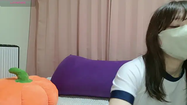 Snapshot of sara-a-jp chatting on 03/03/25, 09:00 sara-a-jp online show from 03/03/25, 09:00