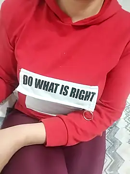 Snapshot of _Sahra_ chatting on 11/07/25, 06:52 Sahra online show from 11/07/25, 06:52