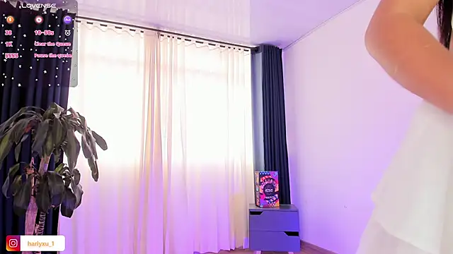 Snapshot of Harlyxu chatting on 01/28/25, 01:49 Harlyxu online show from 01/28/25, 01:49