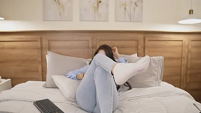 Amber Rush  online show from 03/12/26, 10:38