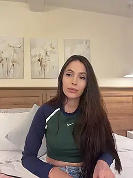 Snapshot of Amber_Rush_ chatting on 05/13/26, 10:38 Amber Rush online show from 05/13/26, 10:38
