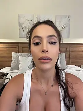 Snapshot of Amber_Rush_ chatting on 05/19/26, 10:49 Amber Rush online show from 05/19/26, 10:49