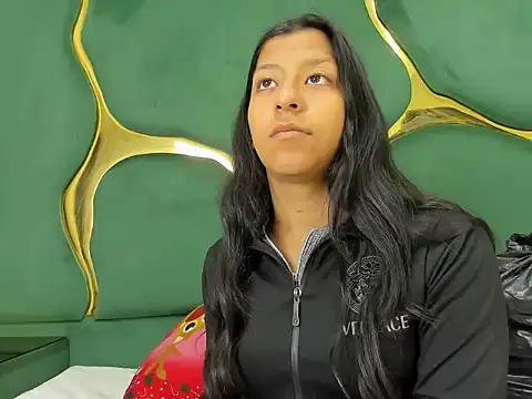 VaneLin18 online show from 01/07/26, 08:33