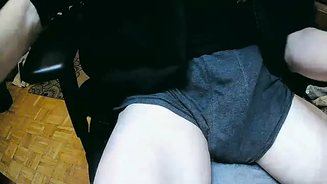 skinnyandthick online show from 10/27/25, 06:34