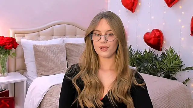 RozzitaBedberry online show from 03/03/25, 12:48