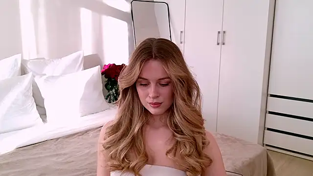 RozzitaBedberry online show from 02/03/26, 11:59