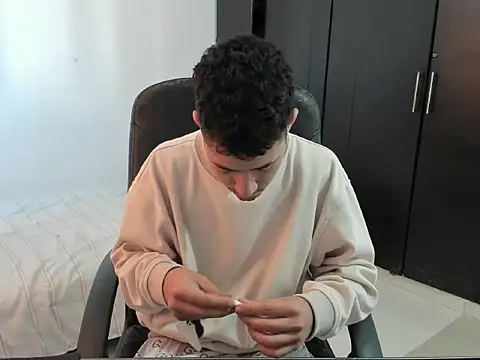 Chandler ken online show from 09/09/25, 12:05