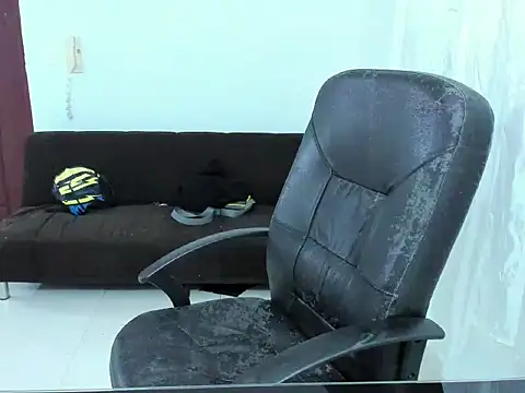 Chandler ken online show from 10/03/25, 02:08