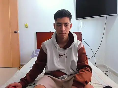 Chandler ken online show from 11/19/25, 01:11