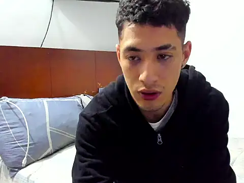 Chandler ken online show from 11/22/25, 01:04