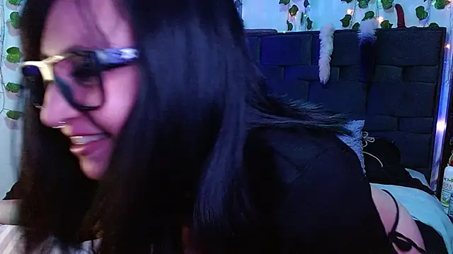 the lesbian game online show from 03/17/25, 07:46