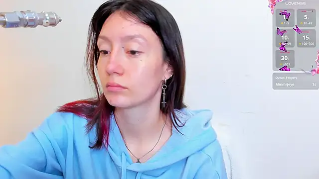 lizzy davis 1 online show from 09/15/25, 04:34