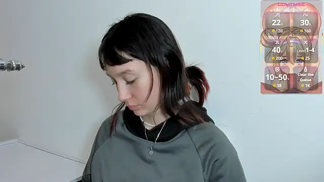 lizzy davis 1 online show from 11/13/25, 04:00