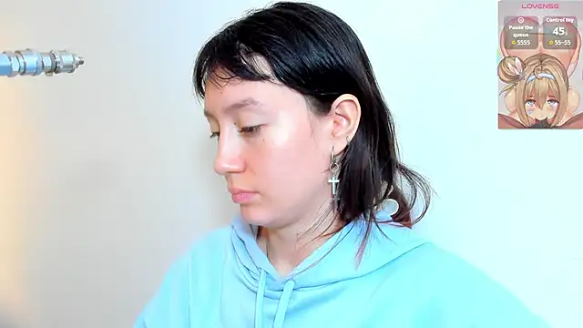 lizzy davis 1 online show from 11/14/25, 04:00