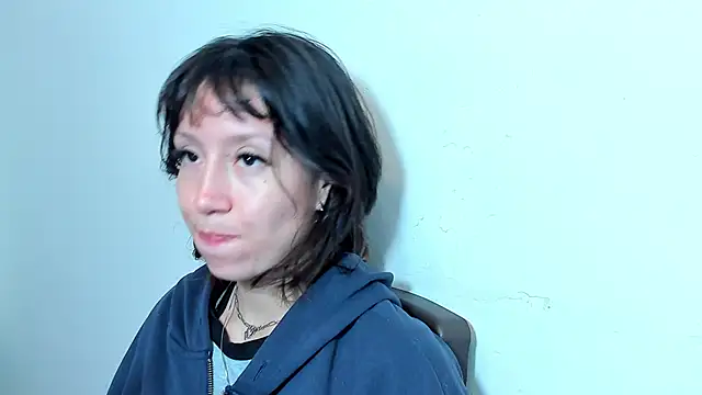 lizzy davis 1 online show from 04/04/26, 04:22