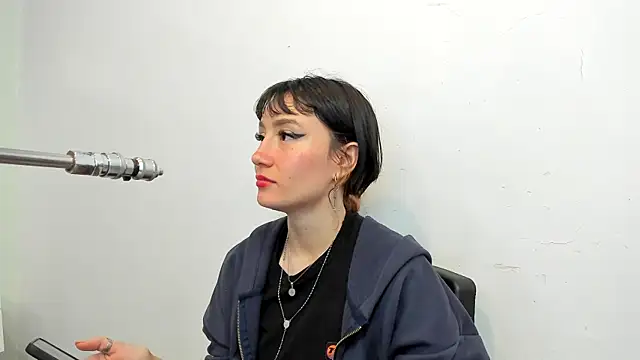 lizzy davis 1 online show from 04/06/26, 03:48