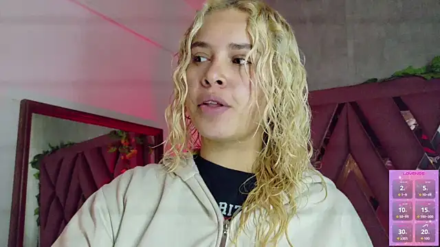 Haelycute online show from 02/07/26, 12:31