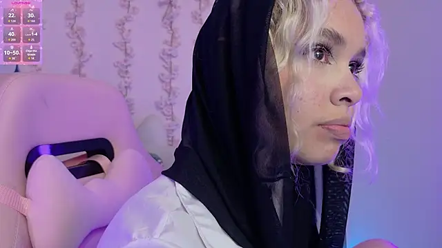 Haelycute online show from 03/14/26, 03:45