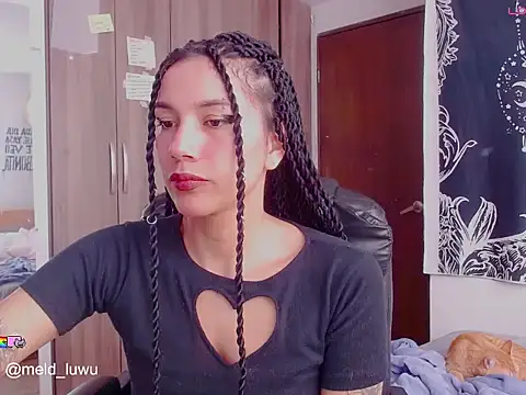 melissahowl online show from 03/25/26, 09:43