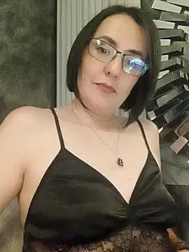 Snapshot of IsisBlake chatting on 01/31/25, 11:13 IsisBlake online show from 01/31/25, 11:13