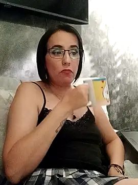 Snapshot of IsisBlake chatting on 02/10/25, 11:45 IsisBlake online show from 02/10/25, 11:45