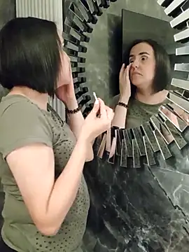 Snapshot of IsisBlake chatting on 03/03/25, 04:14 IsisBlake online show from 03/03/25, 04:14