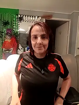 Snapshot of IsisBlake chatting on 10/11/25, 11:58 IsisBlake online show from 10/11/25, 11:58