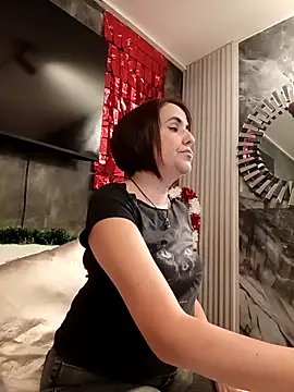 Snapshot of IsisBlake chatting on 11/11/25, 05:46 IsisBlake online show from 11/11/25, 05:46