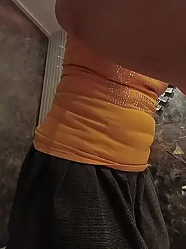 Snapshot of IsisBlake chatting on 02/02/26, 09:02 IsisBlake online show from 02/02/26, 09:02