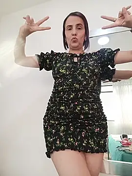 Snapshot of IsisBlake chatting on 02/05/26, 02:43 IsisBlake online show from 02/05/26, 02:43