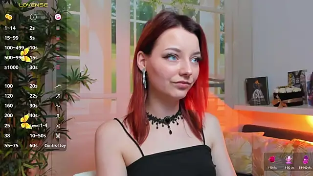 pretty little thing online show from 02/12/25, 08:40