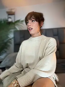 Carlita cute online show from 12/24/24, 12:44