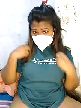 Snapshot of Sexy--queen1 chatting on 01/12/25, 02:56 Sexy--queen1 online show from 01/12/25, 02:56