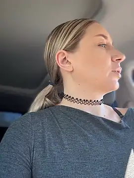 Crazy-Rosa online show from 03/25/26, 07:03