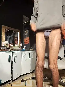 Gillygilly76 online show from 11/08/25, 02:01