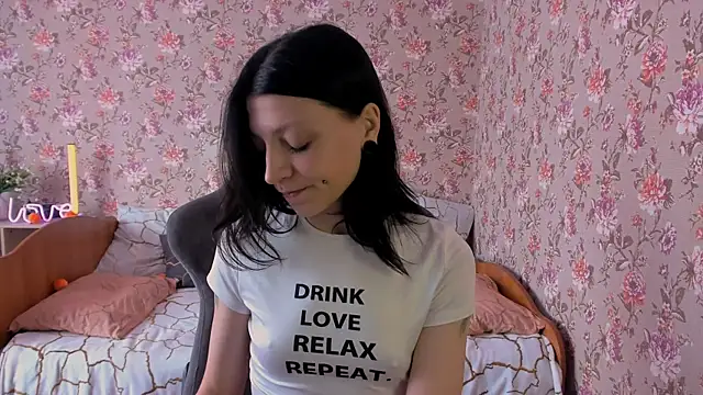 Lolly Haze online show from 11/15/25, 04:43